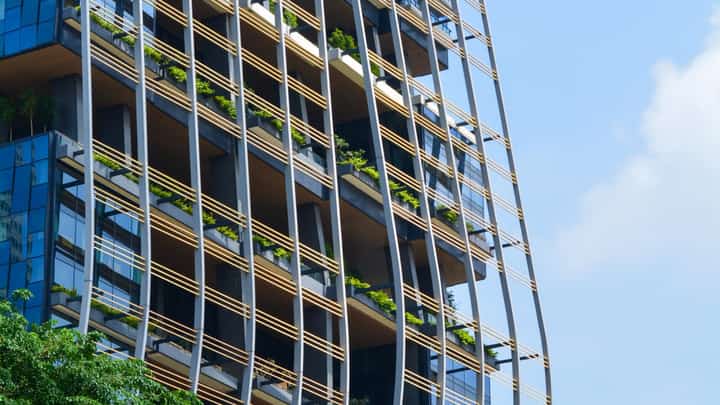 PHOTOGRAPH COURTESY OF UNSPLASH/JAMES FREWIN
The BERDE Program is aligned with the global climate action campaign of the World GBC.