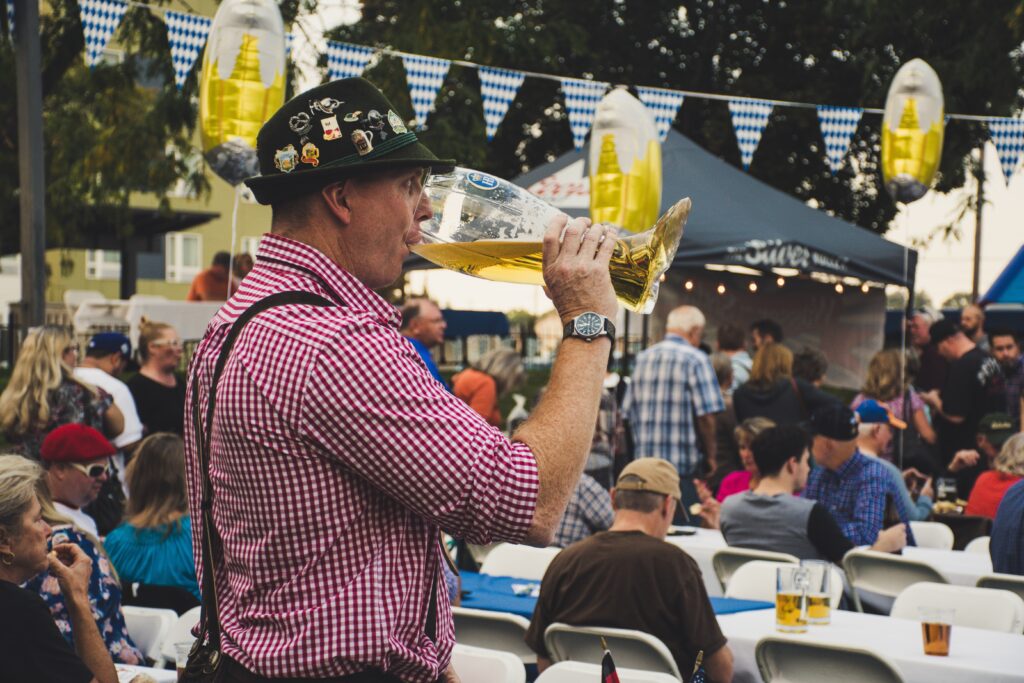 Photographs courtesy of pexels/brett sayles and solaire