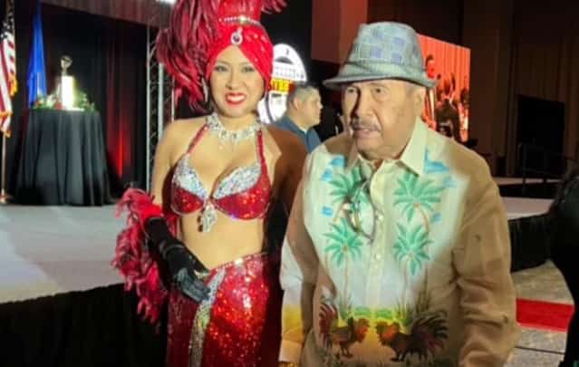 Photograph courtesy of anaKarylle/IG
Legendary referee Carlos Padilla takes the spotlight during the Nevada Boxing Hall of Fame enshrinement in Las Vegas last week.
