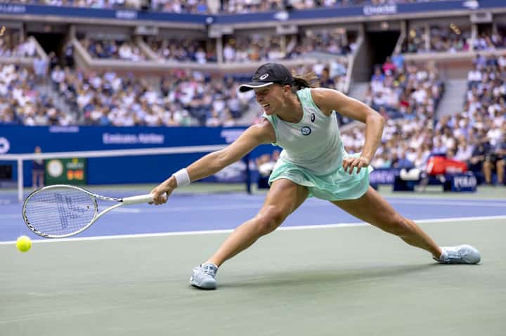Swiatek clinches US Open crown
