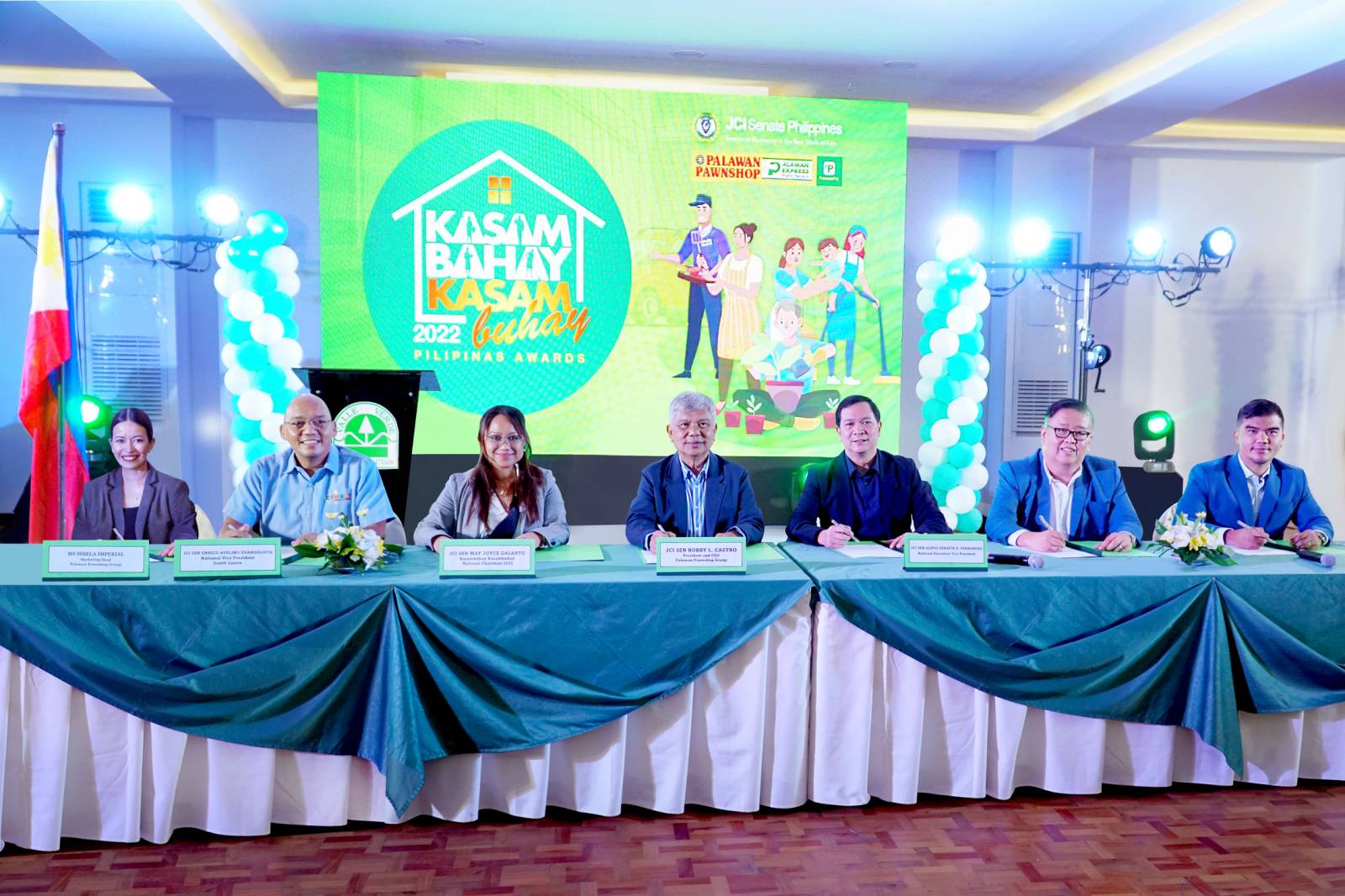 JCI, Palawan Pawnshop  fete modern-day heroes