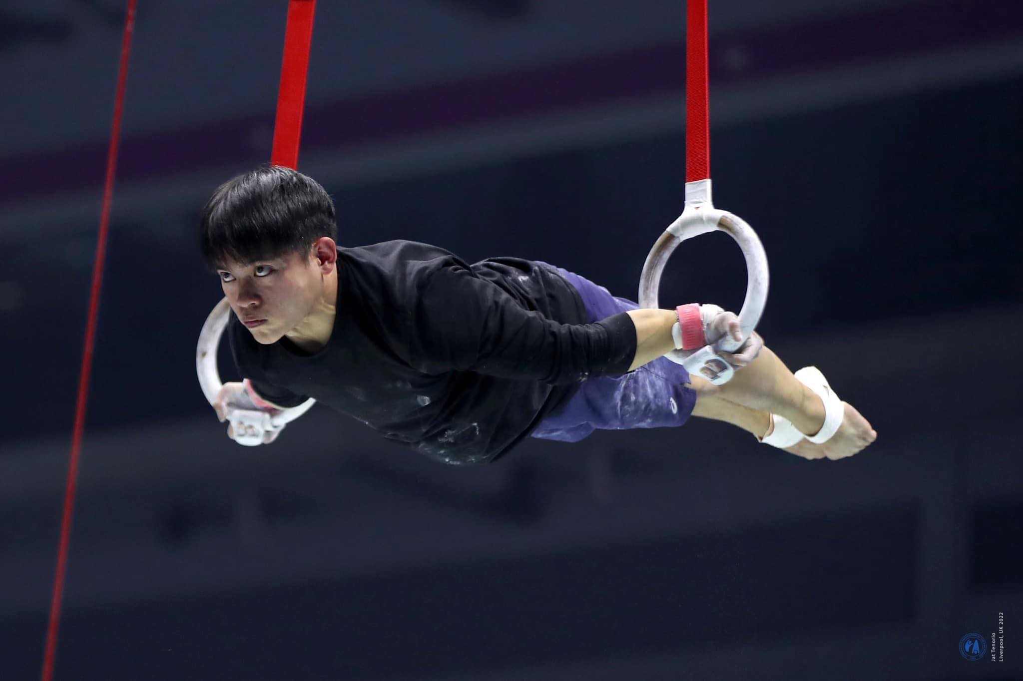 PHOTOGRAPH COURTESY 
OF JAT TENORIO/GAP
CARLOS Yulo is a picture of determination as he prepares for the 51st FIG Artistic Gymnastics World Championships in Liverpool, England.