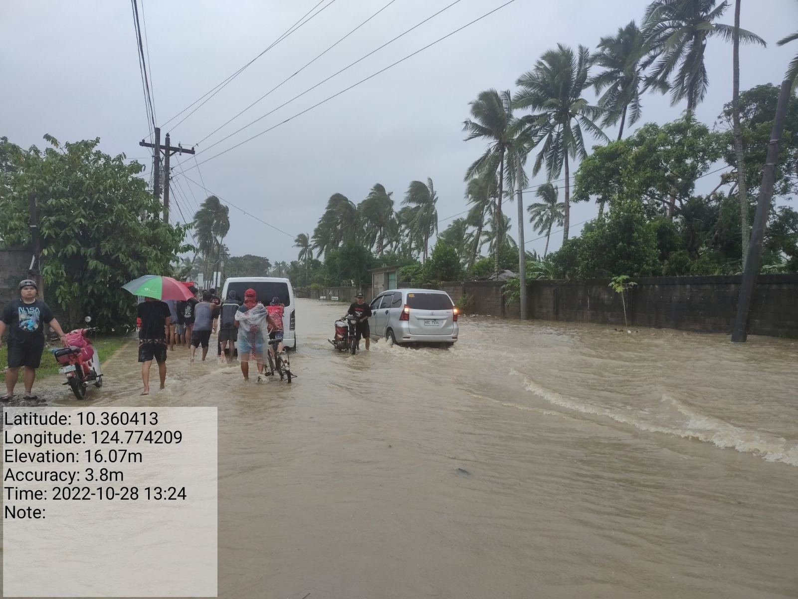 Landslides, road closures affect motorists amid ‘Paeng’ onslaught
