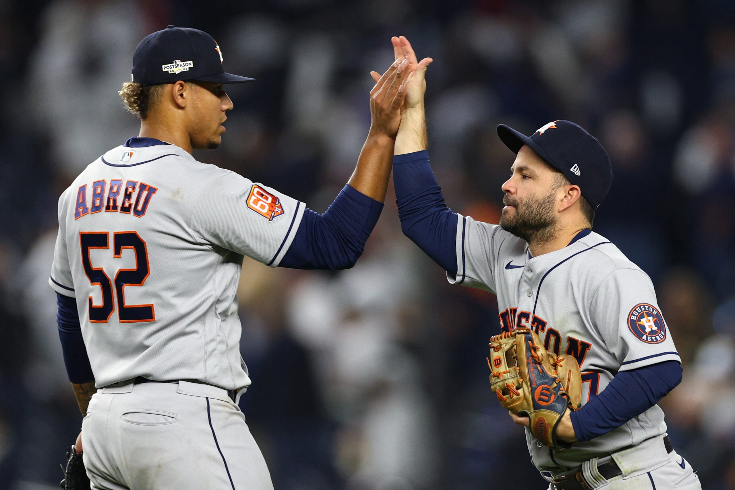 ELSA/AGENCE FRANCE-PRESSE
Bryan Abreu (left) and Jose Altuve of the Houston Astros celebrate their 5-0 victory over the New York Yankees at Yankee Stadium.