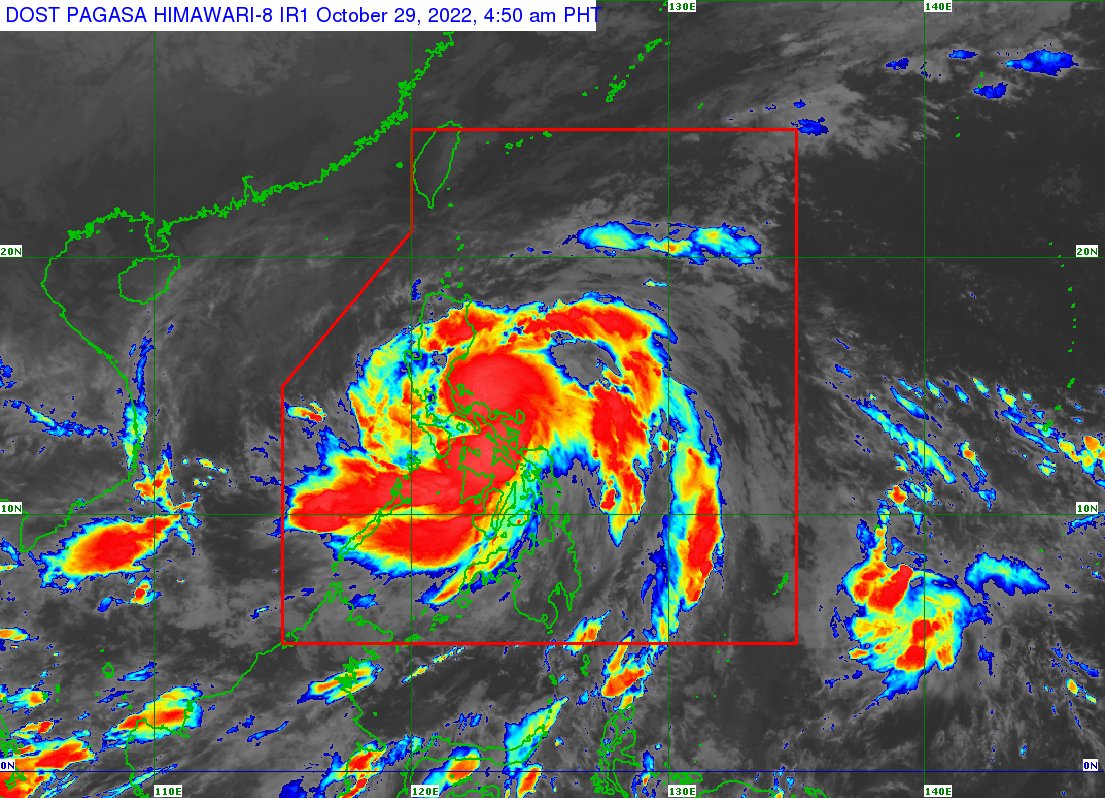 ‘Paeng’ makes landfall in Camarines Sur