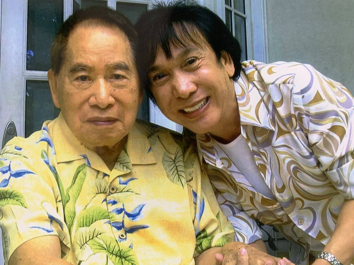Henry Sy Sr. with Ricky Reyes, who considered Sy considered his "second father" (Photo courtesy of SM Group)