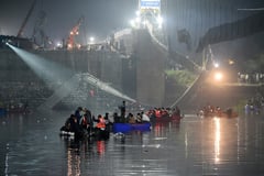 India bridge collapse kills more than 130