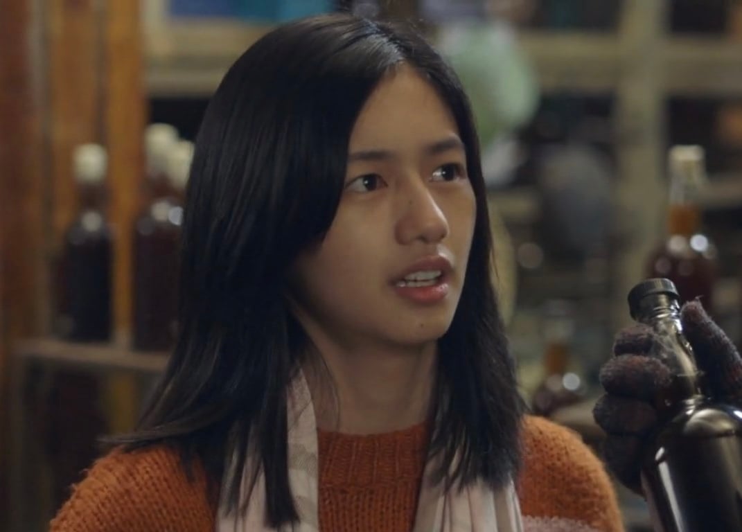 Anthony Jennings plays Rocky and Kaori Oinuma is Legs in 'Tara, G!'
