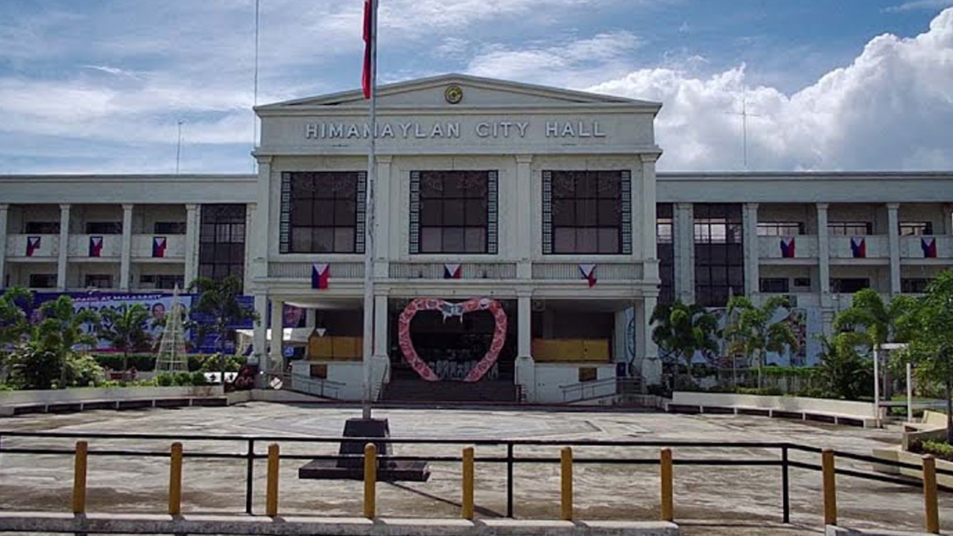 Classes resume after Himamaylan clash