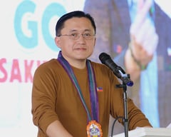 Bong Go aids indigents in Torrijos, Sta. Cruz and Boac, Marinduque