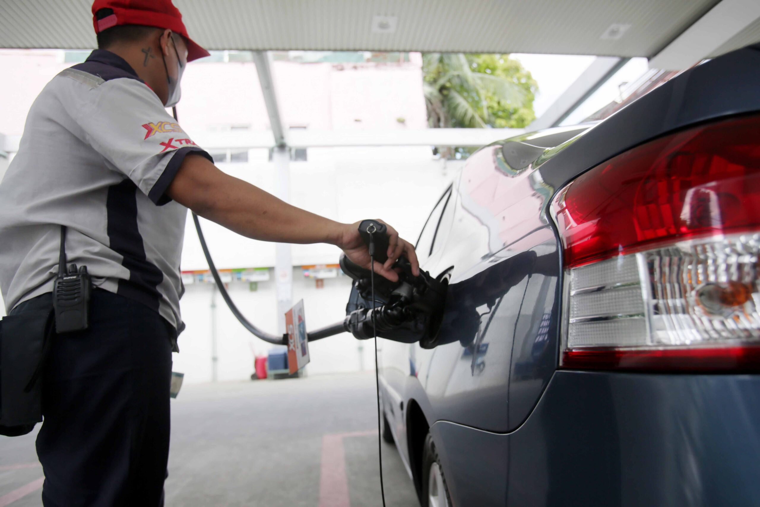 Bagong oil price hike,  nakaamba na naman
