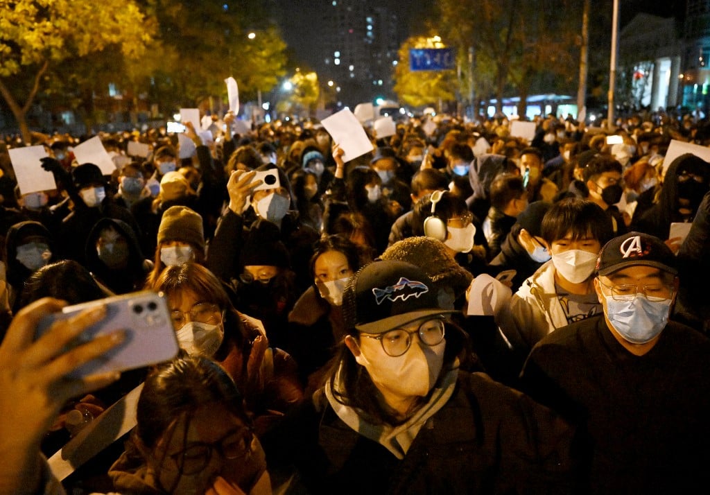 China arrests journalist covering Covid protests