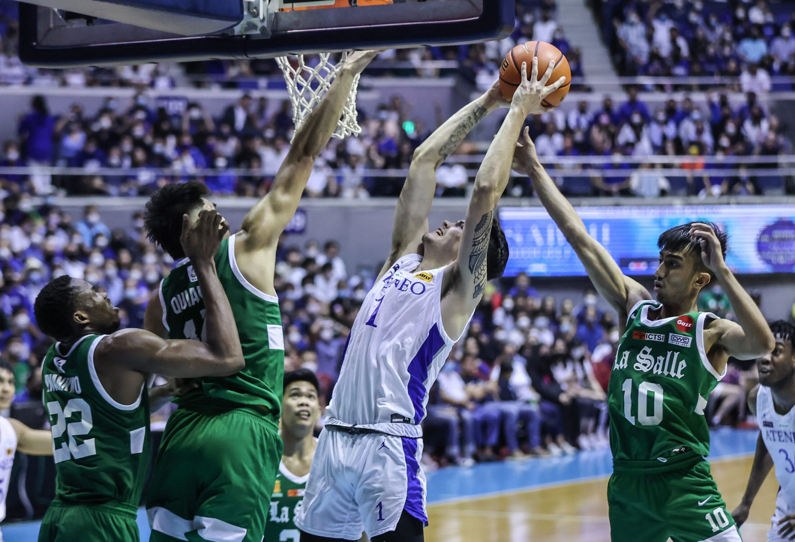 Blue Eagles rout Green Archers