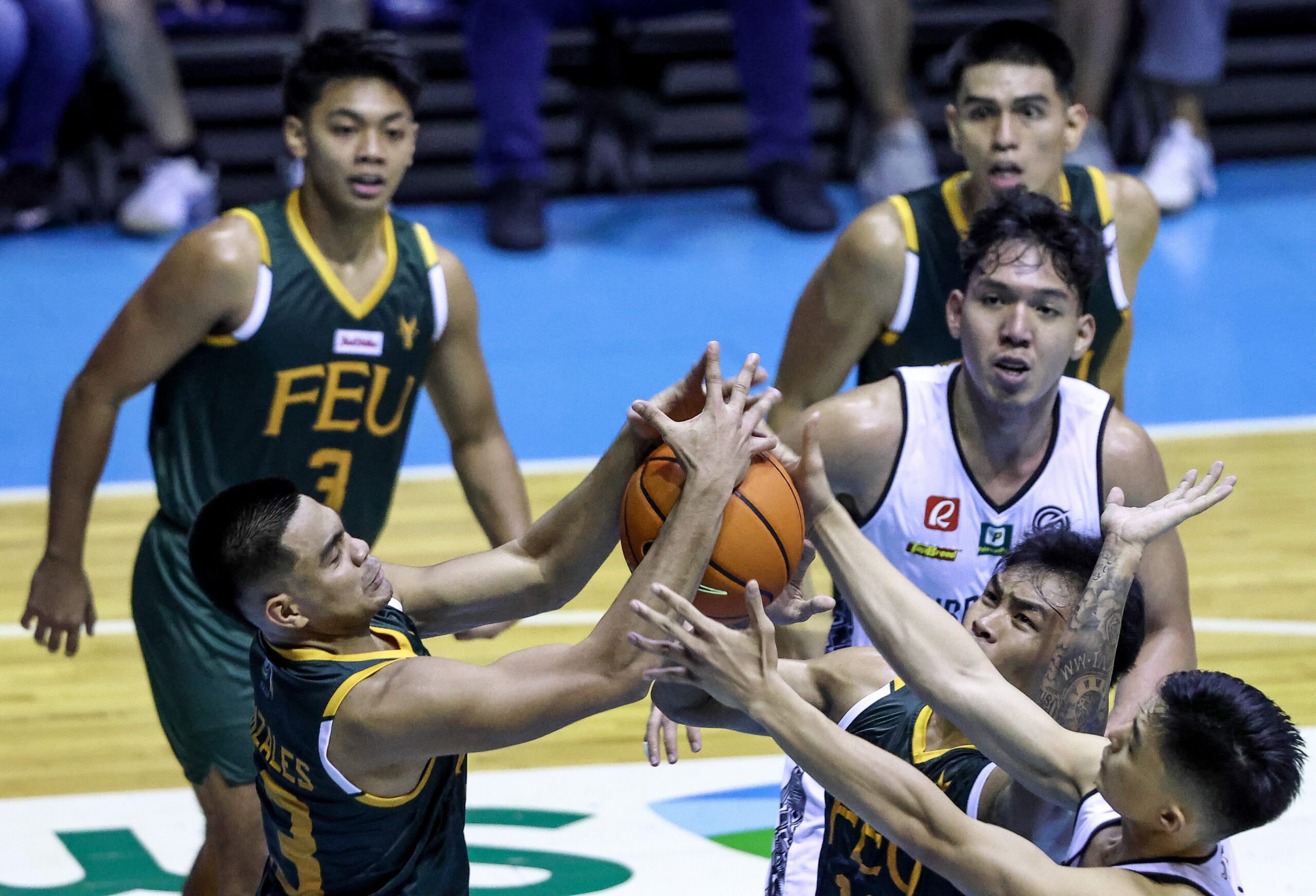 Final Four race heats up