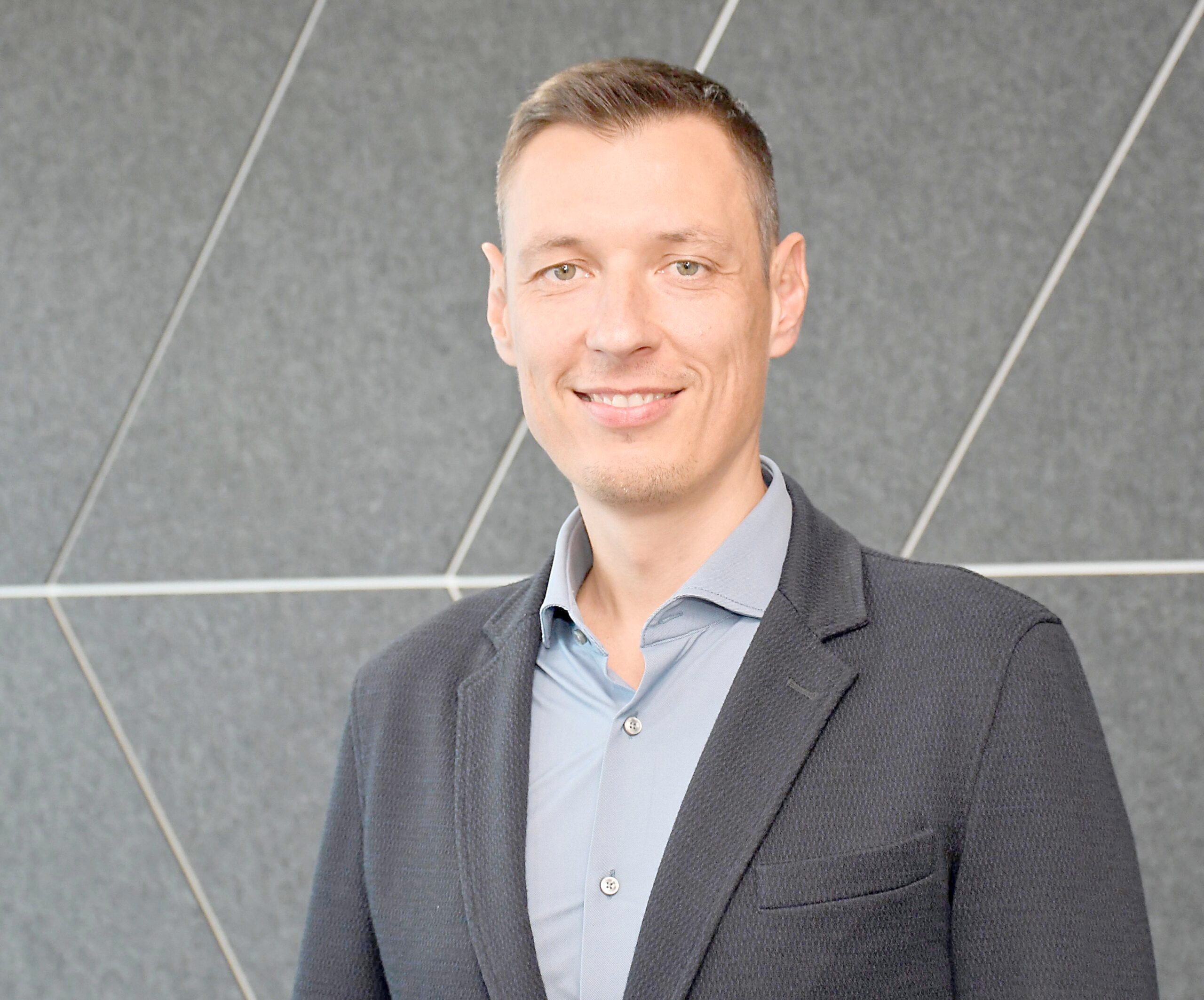 PMI CEO Jacek Olczak said the new product represents a step forward in the company’s ambition to replace cigarettes with science-based alternatives. | Photograph courtesy of Philip Morris International