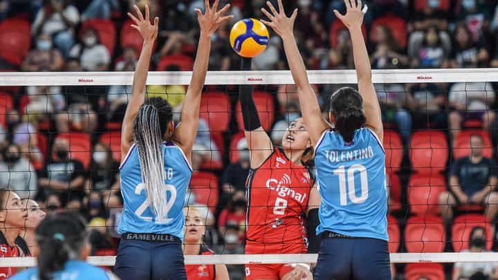 Cignal won, 17-25, 25-22, 25-18, 25-14, to become the last squad to enter the semifinals. Photo courtesy of PVL