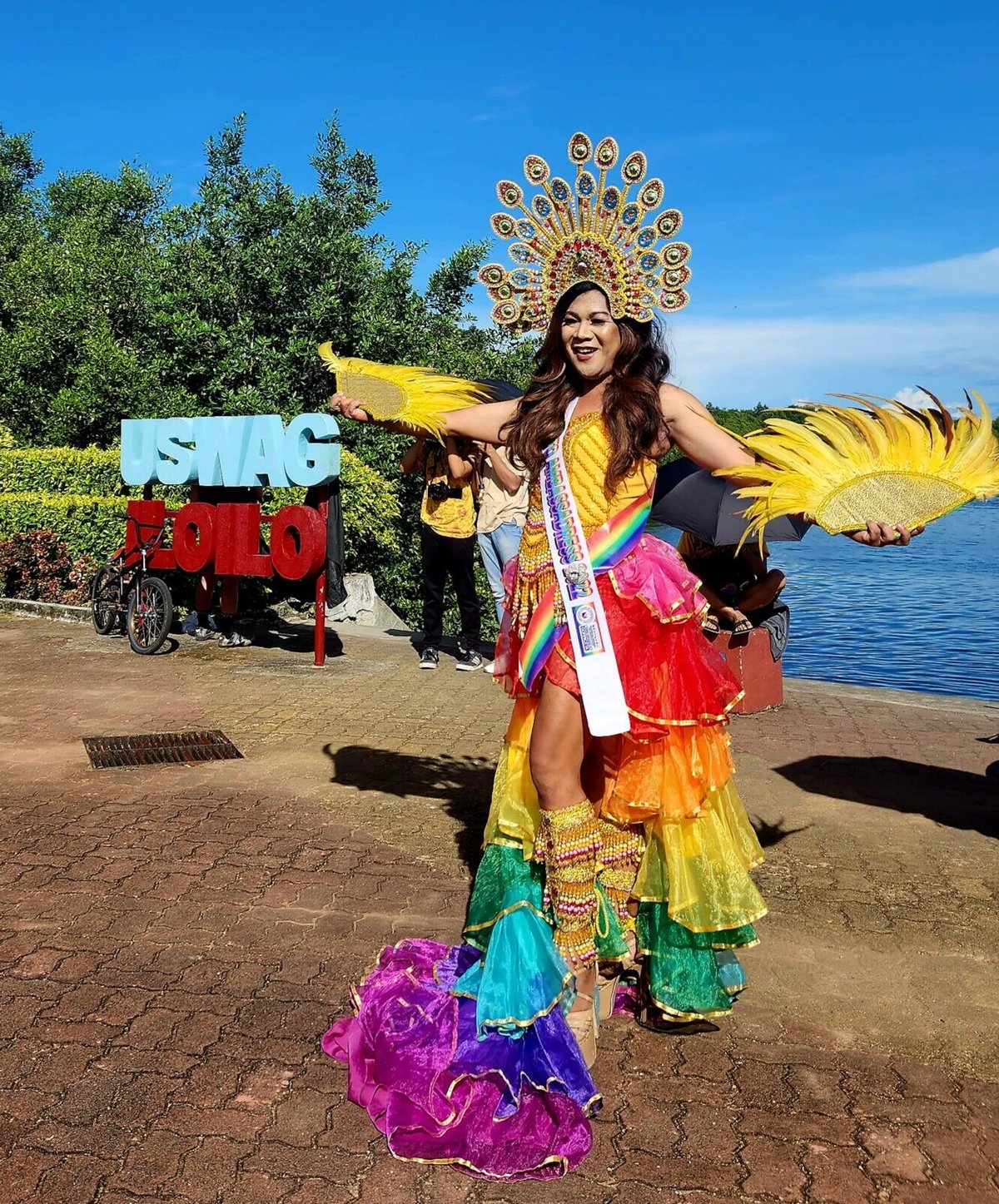 A queen welcoming everyone to Iloilo and to the march.