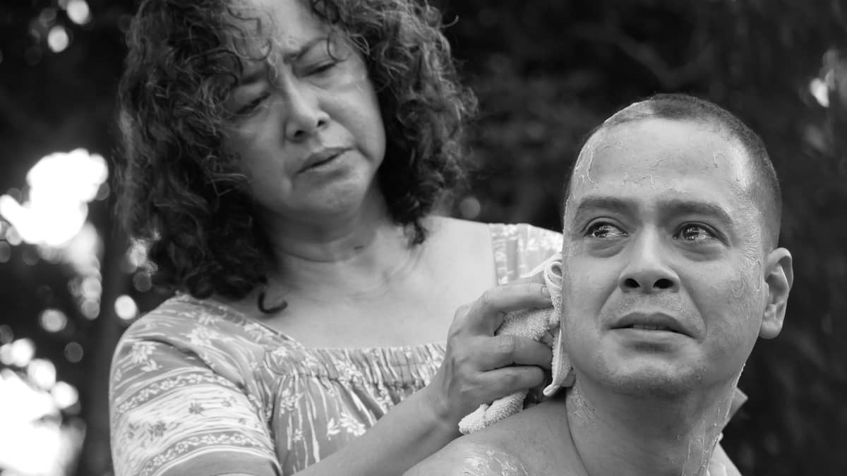 SHAMAINE Buencamino and John Lloyd Cruz in 'Kapag Wala nang mga Alon.'