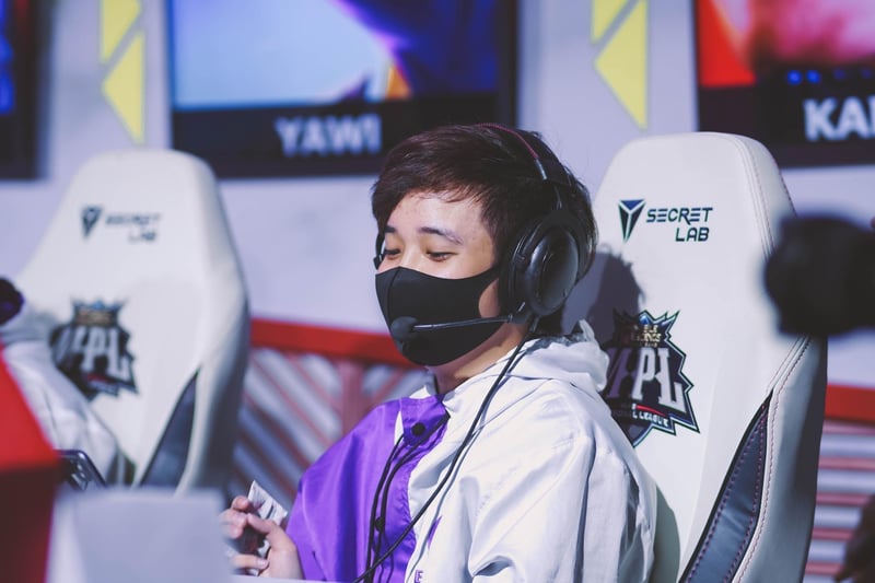 ECHO, 3MarTzy part ways