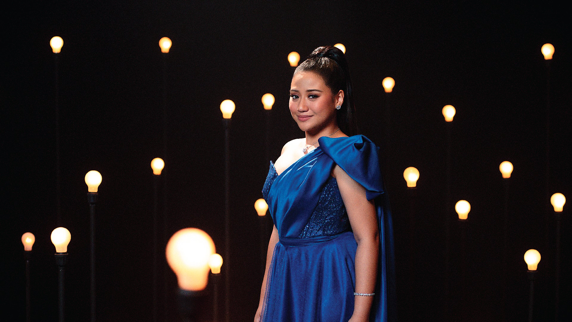 Morissette sings theme song on Disney+ launch video