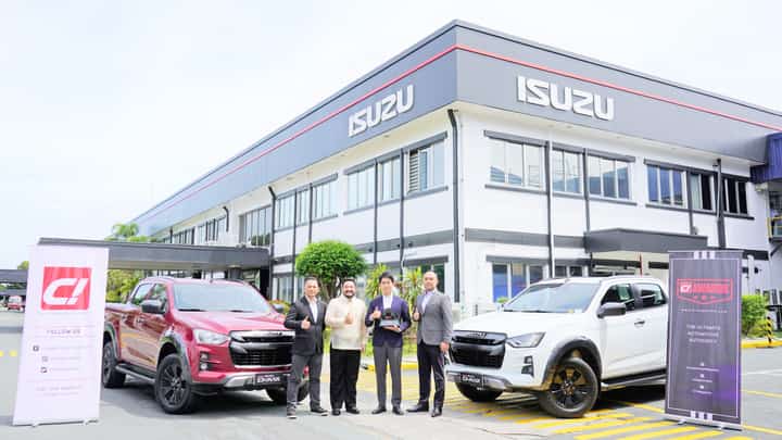D-Max hailed ‘Pickup of the Year’