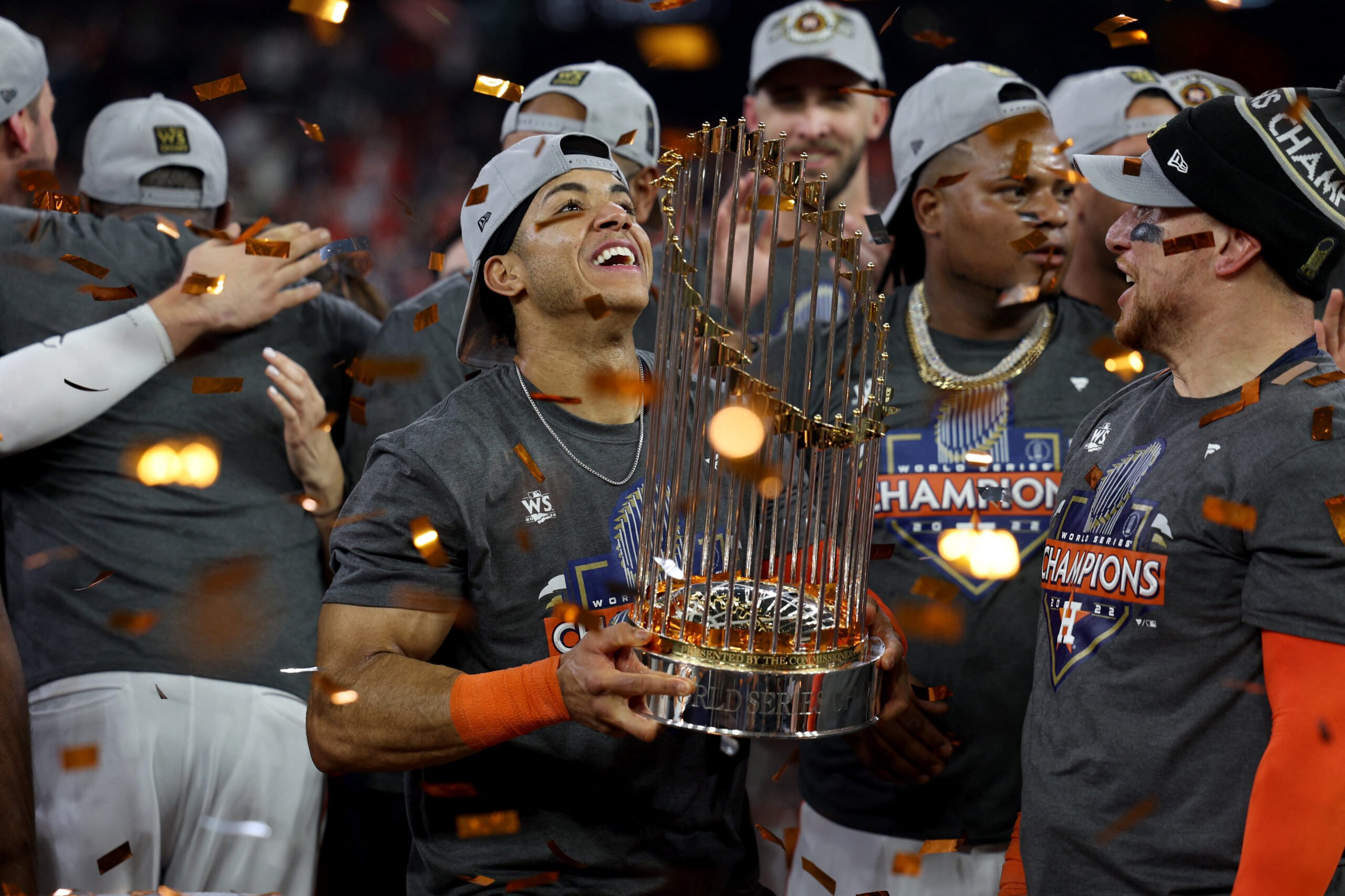 Houston wins 2nd World Series baseball crown