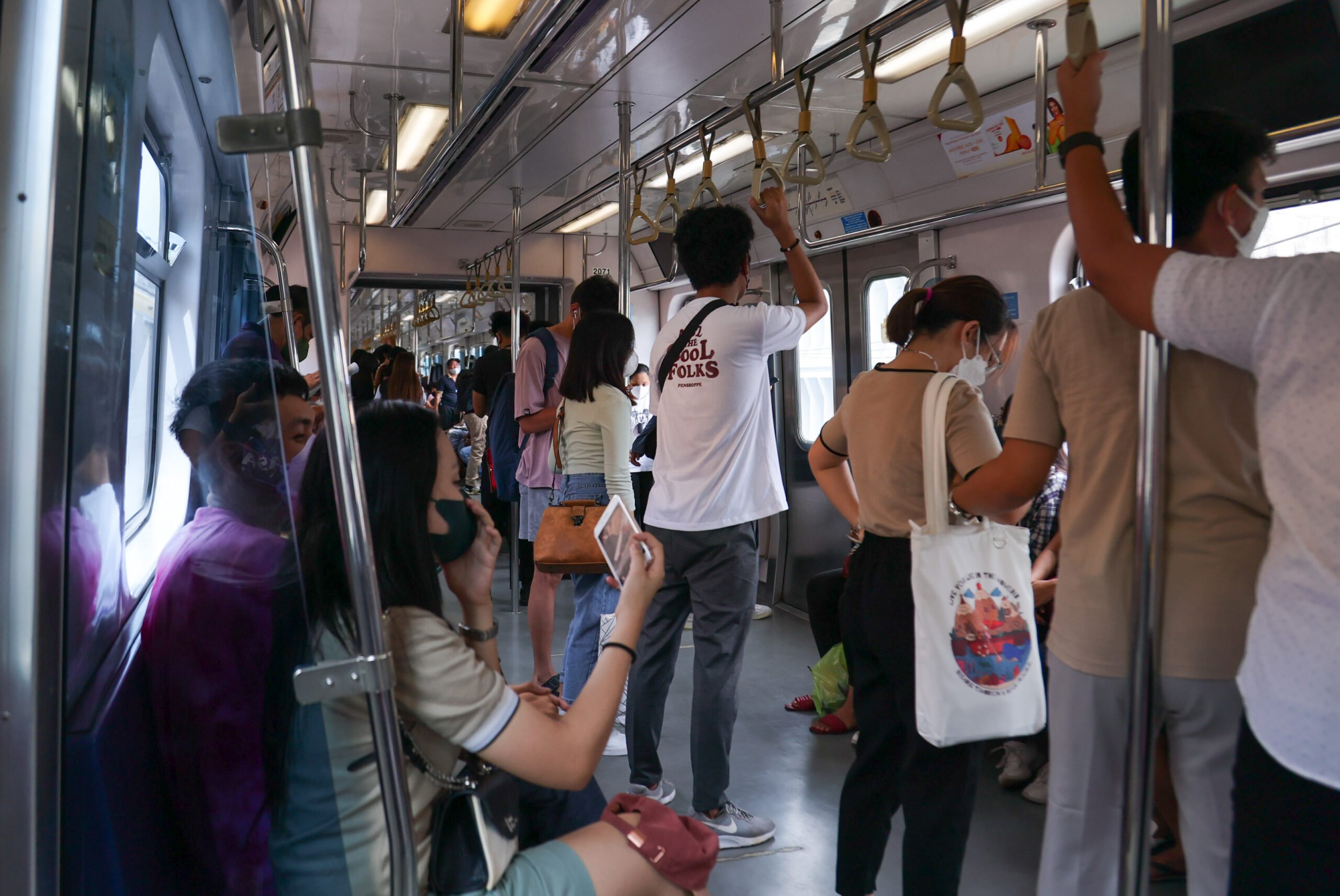 LRT1 commuters face possible fare hike