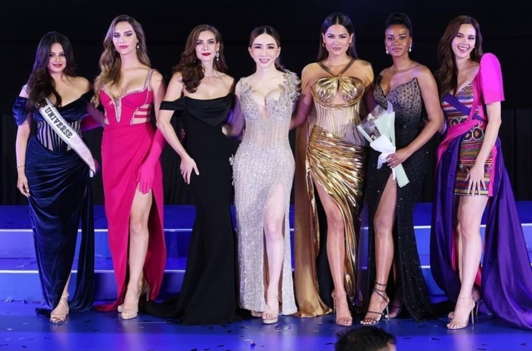 Photograph courtesy of ig/missuniverse<br />Miss Universe queens with Angela Ponce (second from left) and Anne Jakrajutatip (middle).