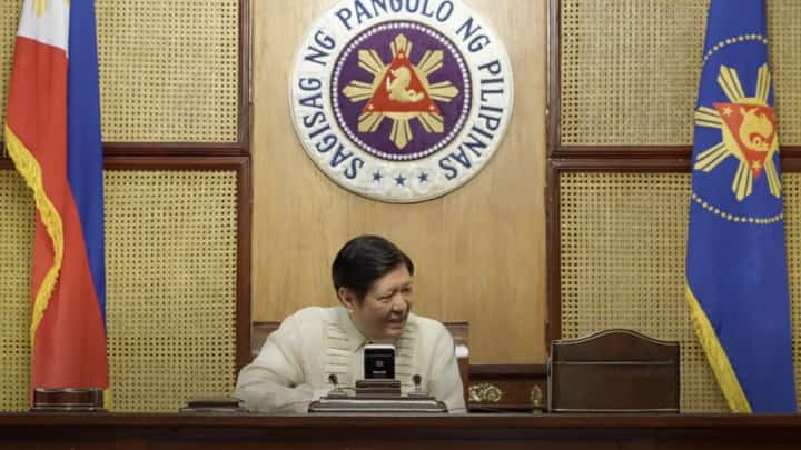 'I was very happy to hear the news and I wanted to congratulate you immediately myself,' Marcos told Anwar during the telephone call. (Photo courtesy of the Office of the Press Secretary)