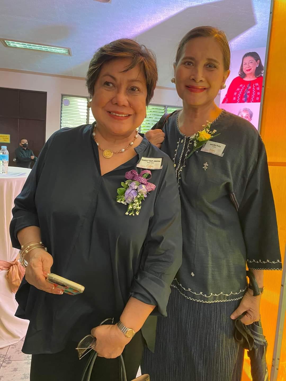 Marily Ysip-Orosa, Solitaires EIC and fellow Theresian Jennifer Pena, former top fashion model and hotel public relations director.