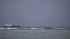Chinese Coast Guard forcibly takes satellite debris found by Phl Navy
