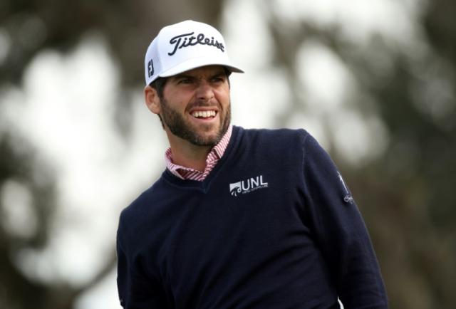 Martin, Rodgers share lead