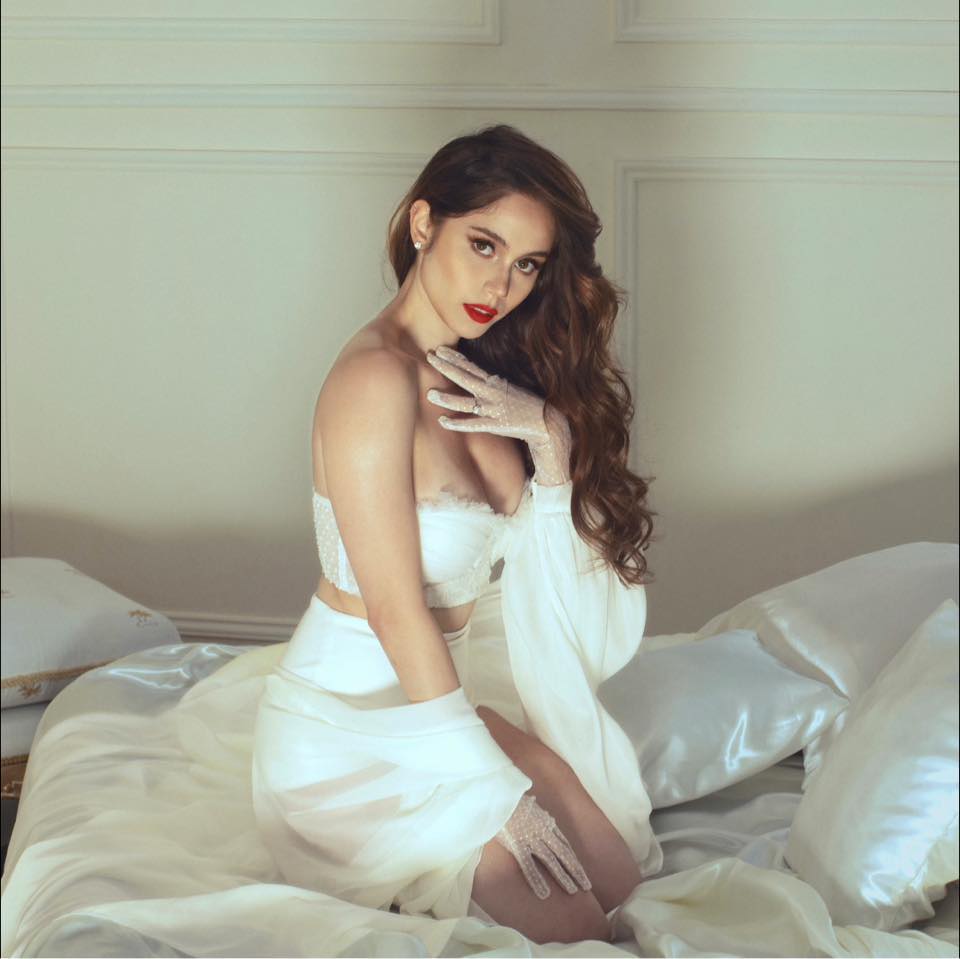 Jessy Mendiola, love na love ni Luis