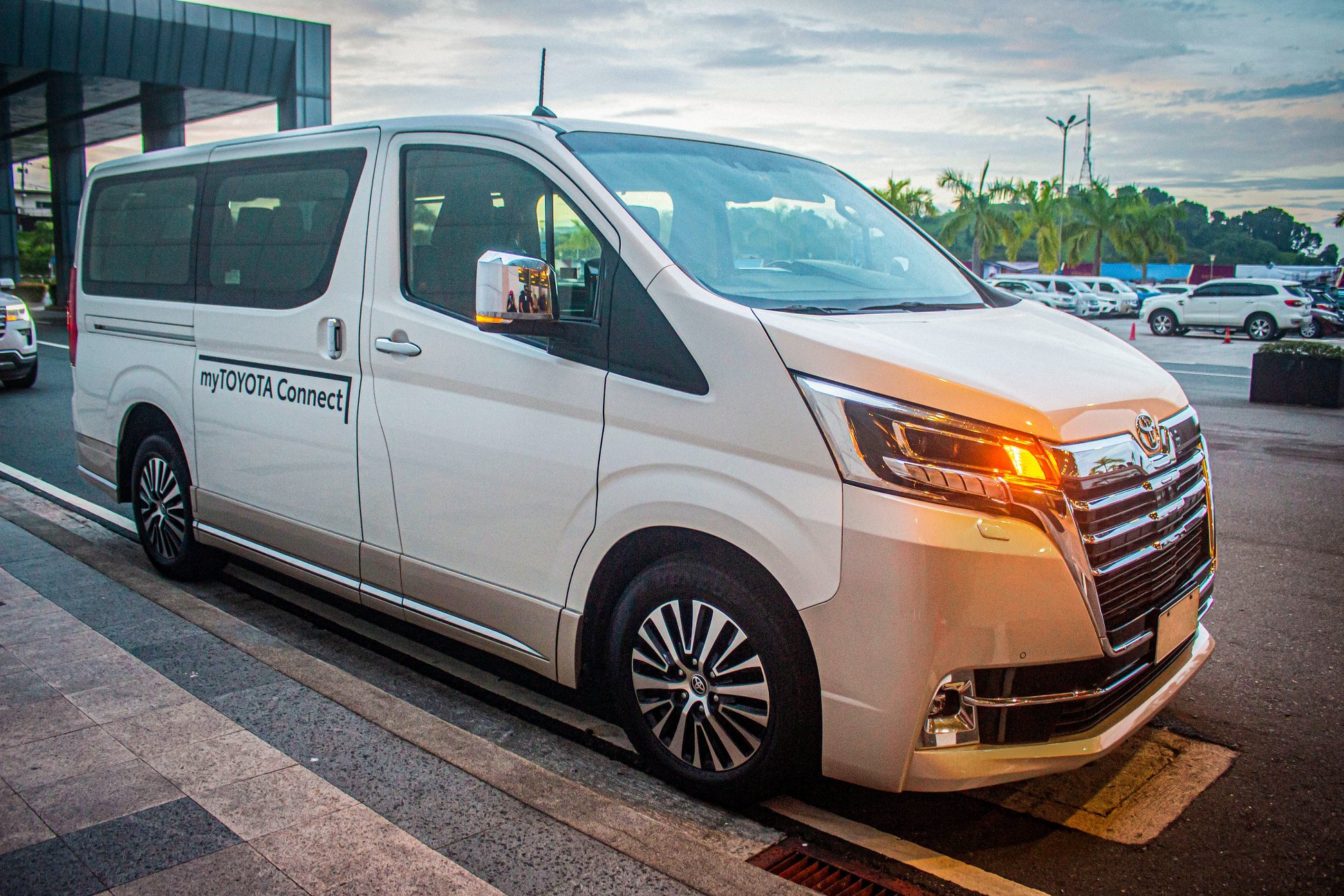 Toyota redefines connected mobility, adds game-changing insurance process
