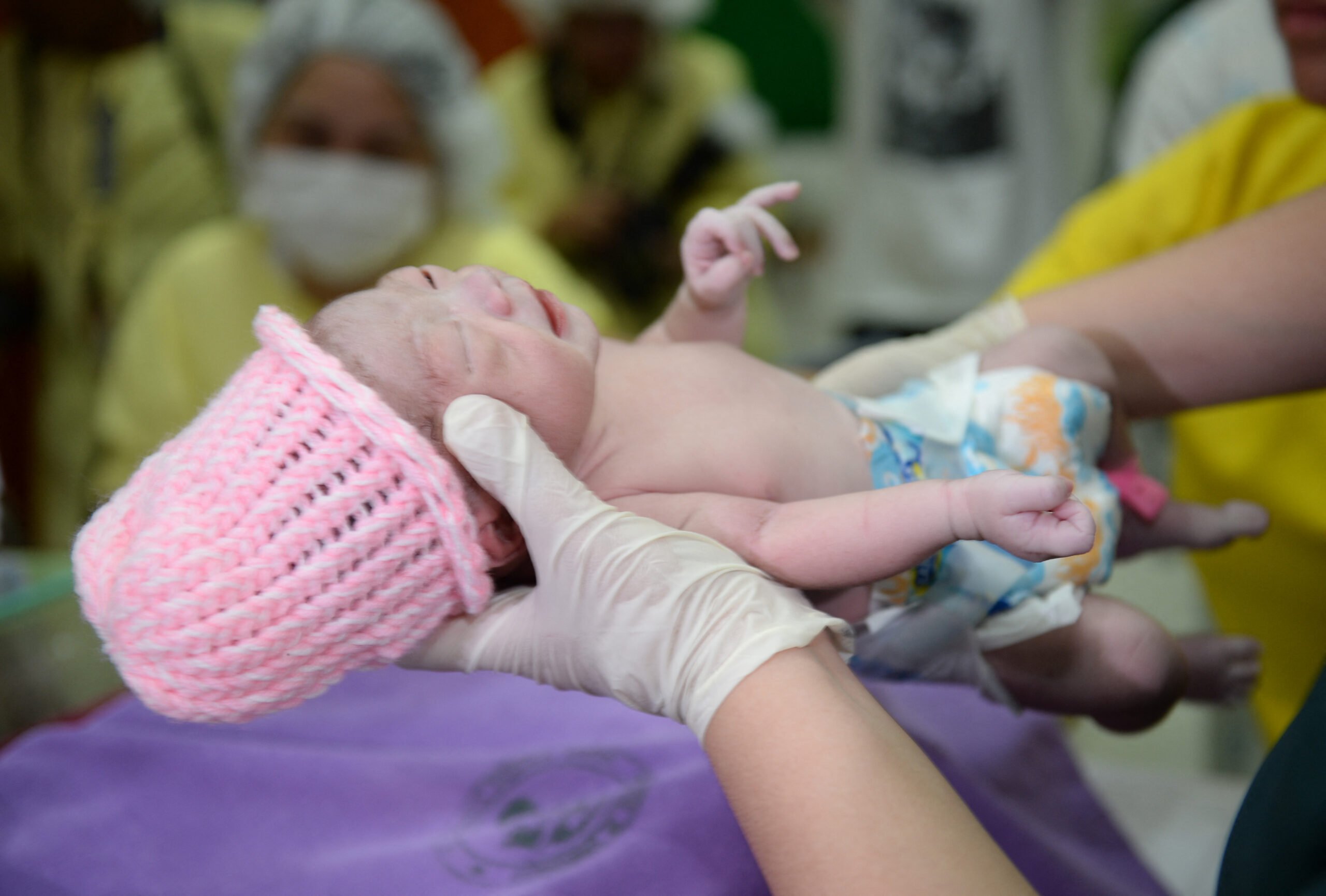 COVID-19's economic uncertainties  reinforced Filipinos to deprioritize having children — study