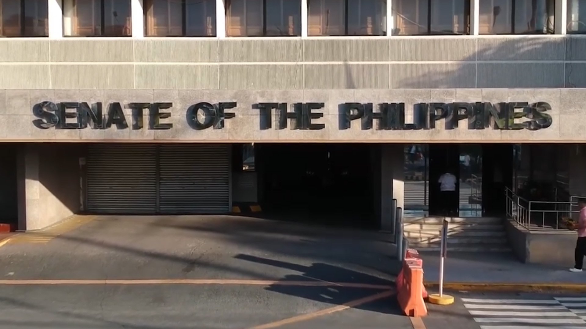 House bares P77-B  budget revisions