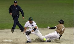 Kiwis crush Blu Boys