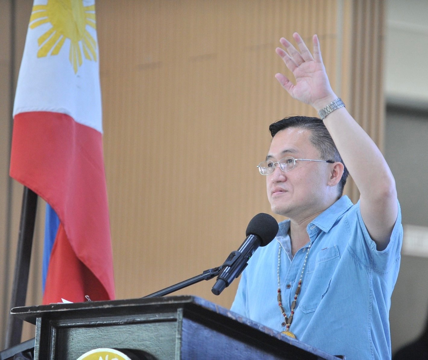 Bong Go provides aid to communities in Tabaco City, Albay
