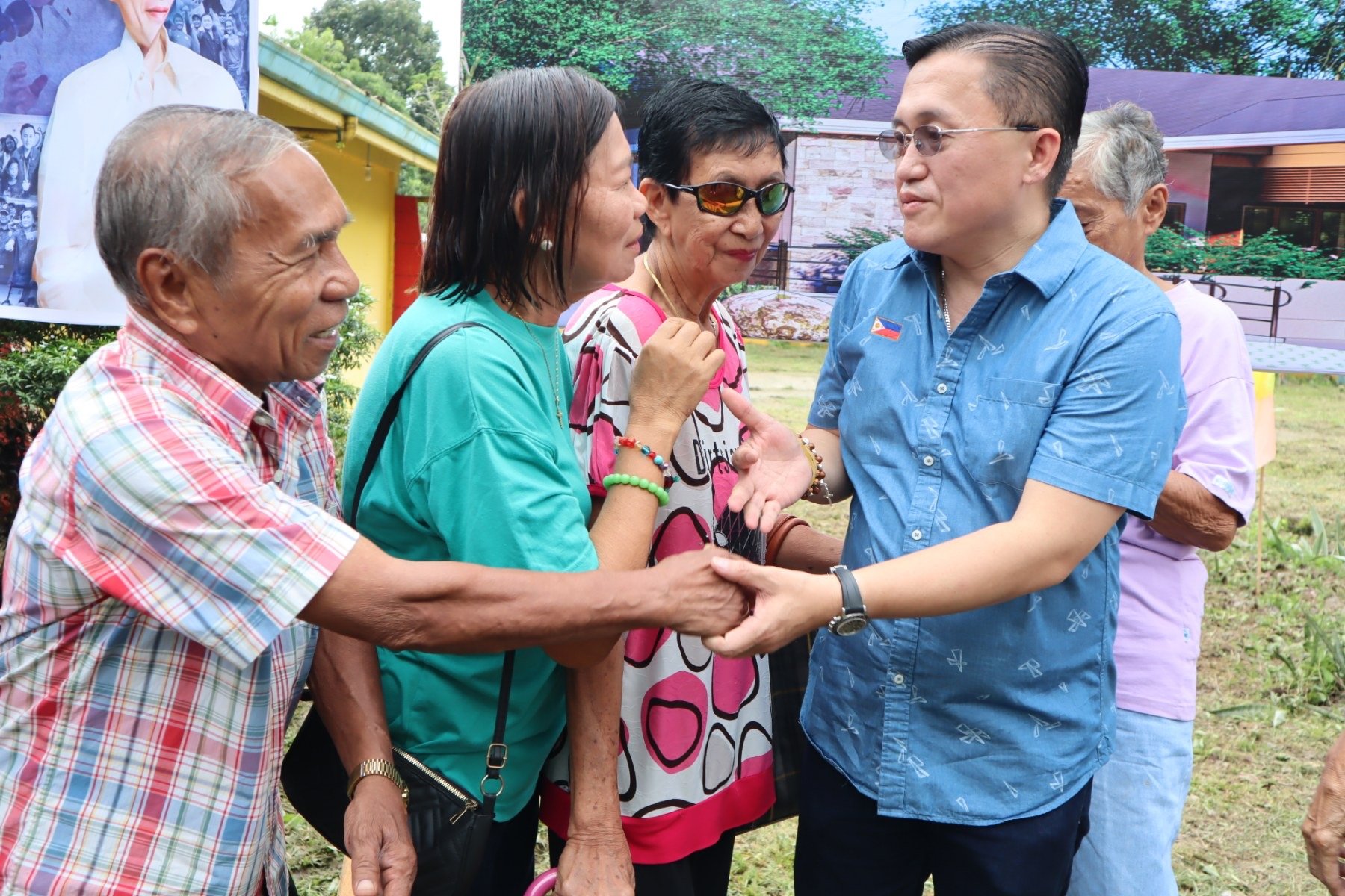 Bong Go inspects Puerto Princesa City Super Health Center
