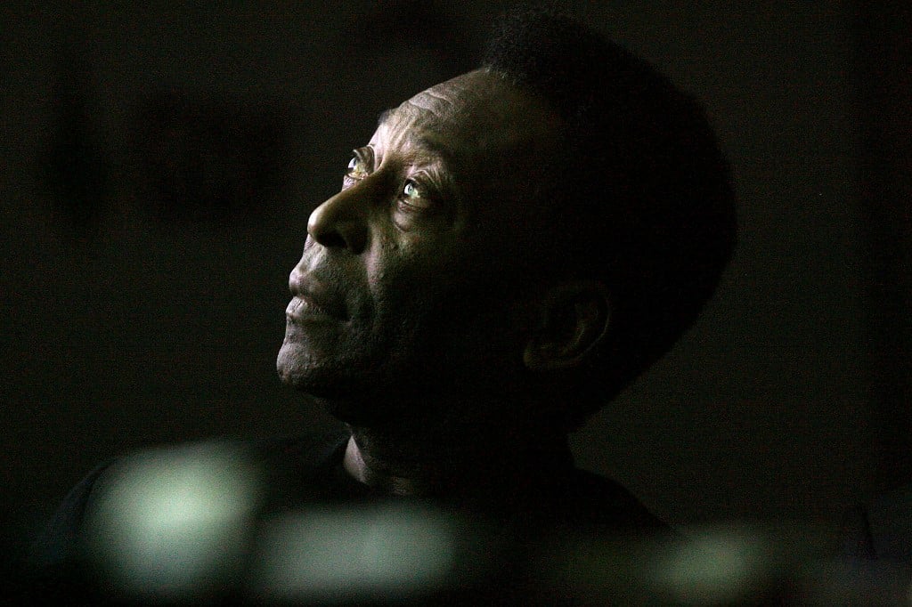 Football legend Pele hospitalized again