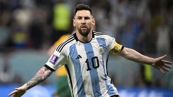 Messi back in hometown