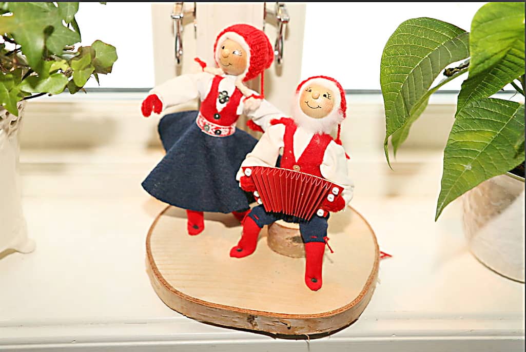The Nisse of the Nordics. | PHOTOGRAPH COURTESY OF Øyvind Holmstad (CC BY-SA 4.0) https://creativecommons.org/licenses/by-sa/4.0/