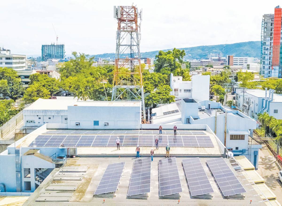 PLDT's Cebu Jones business center, with its 156-kWp solar rooftop installation, was among the five PLDT offices in Visayas energized by Spectrum.