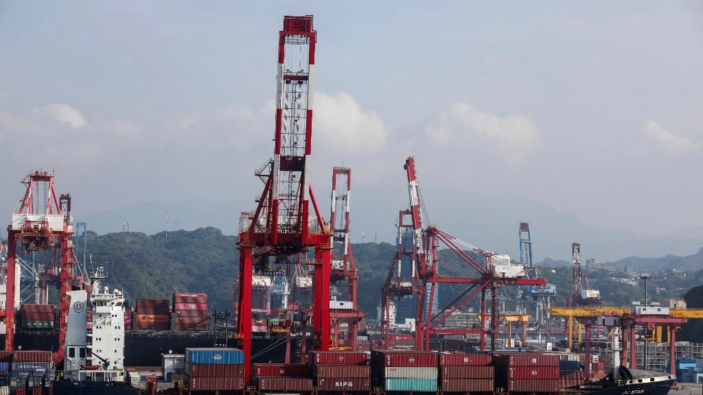 Taiwan premier slams Beijing import bans