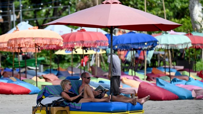 5.45-M foreign tourist arrivals exceed target