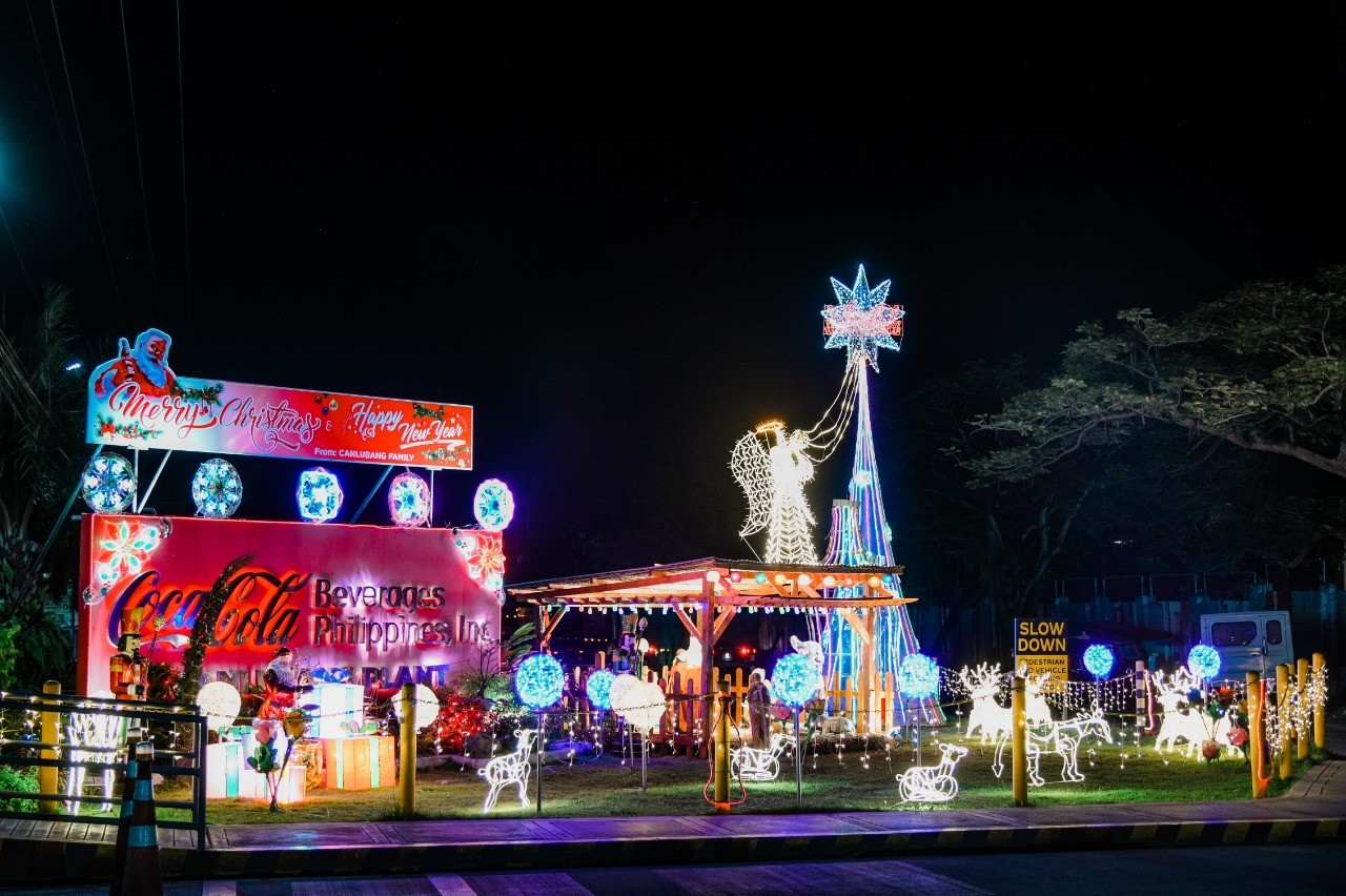 Coca-Cola Philippines brings the unstoppable magic of Christmas to communities 