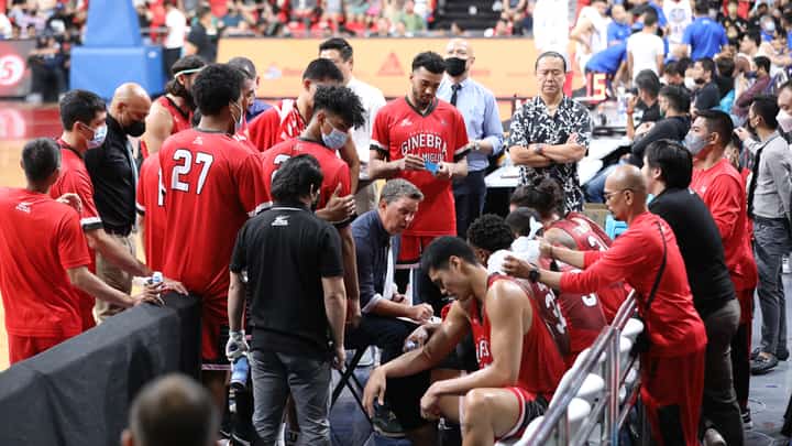 PHOTOGRAPH COURTESY OF PBA
GINEBRA coach Tim Cone is bringing back the Triangle Offense in a bid to win his 25th PBA crown in the ongoing Commissioner’s Cup.