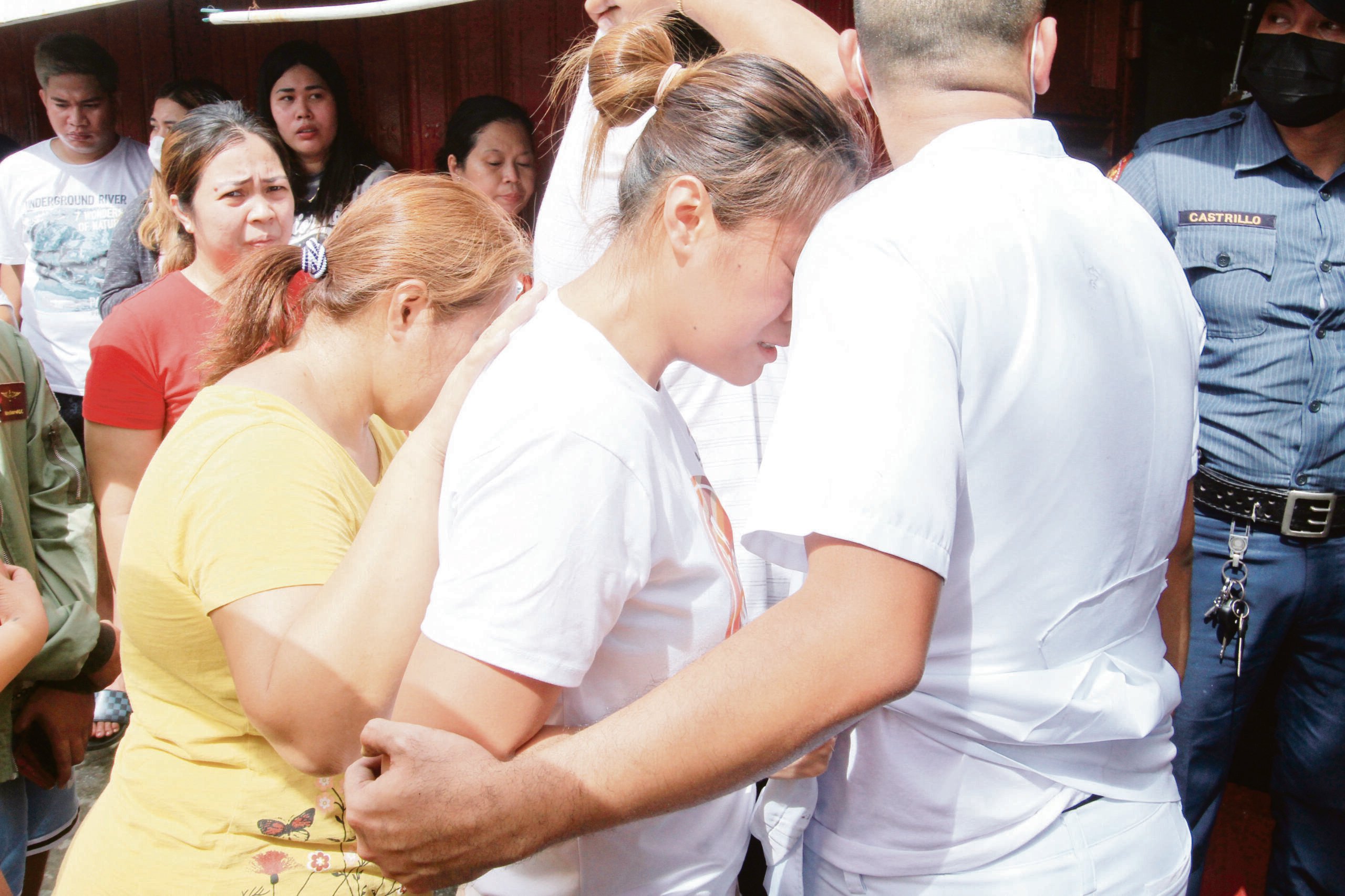 Sad Christmas For the relatives of those who died in the Muntinlupa fire, it would be a bleak Yuletide no doubt. | Photograph by Bob Dungo Jr. for the Daily Tribune @tribunephl