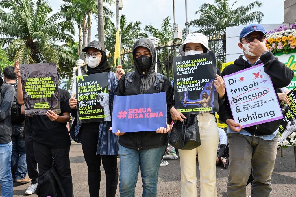 Indonesian parliament approves legislation to outlaw extra-marital sex