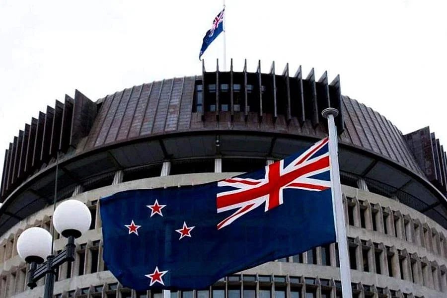 New Zealand stubs out smoking, passing wide-ranging tobacco ban